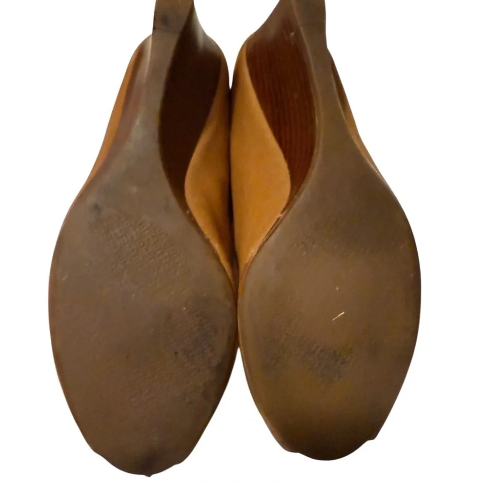 Tory Burch Brown 
Tory Burch Tan Leather Sally Peep Toe Wedge
Pumps Size 38 - Picture 8 of 10
